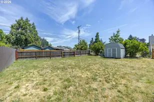 1222 E St, Springfield, OR 97477 - Photo 38