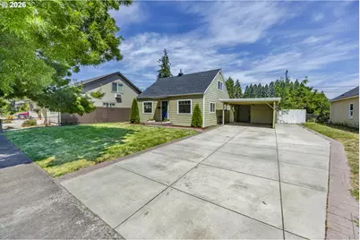 1222 E St, Springfield, OR 97477 - Photo 2
