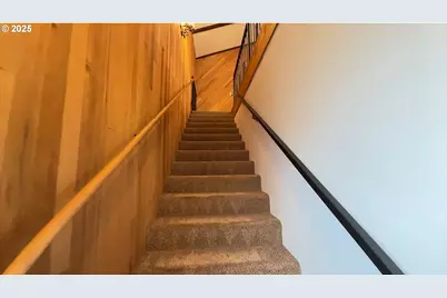 1214 SE 179th Ave, Portland, OR 97233 - Photo 8