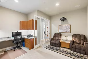 707 N Hayden Island Dr, Portland, OR 97217 - Photo 24