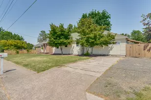 1622 SE Davis St, McMinnville, OR 97128 - Photo 42