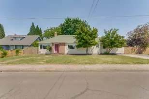 1622 SE Davis St, McMinnville, OR 97128 - Photo 40