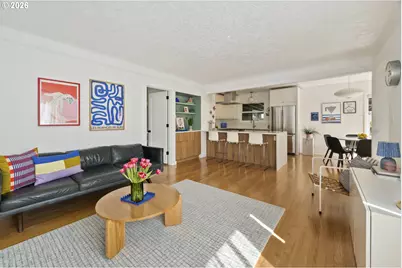 8257 N Emerald Ave, Portland, OR 97217 - Photo 8