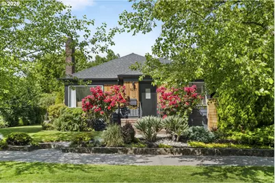 8257 N Emerald Ave, Portland, OR 97217 - Photo 2