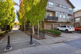 8778 NE Delamere Way, Hillsboro, OR 97006 - Photo 30