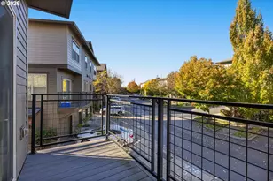 8778 NE Delamere Way, Hillsboro, OR 97006 - Photo 28
