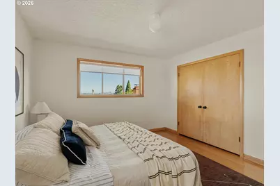 7231 SE Clay St, Portland, OR 97215 - Photo 16