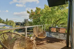 7231 SE Clay St, Portland, OR 97215 - Photo 36