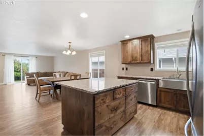 1115 7th Street Ext, Lafayette, OR 97127 - Photo 8