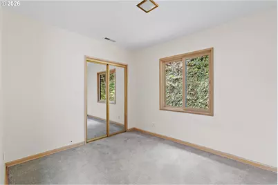 1350 S Carey Ln, Portland, OR 97219 - Photo 18