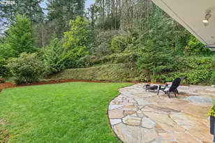 1350 S Carey Ln, Portland, OR 97219 - Photo 30