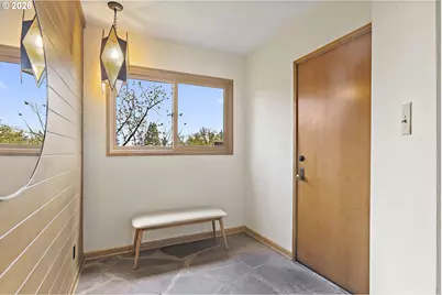 1350 S Carey Ln, Portland, OR 97219 - Photo 4