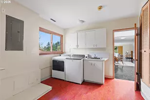 1350 S Carey Ln, Portland, OR 97219 - Photo 20