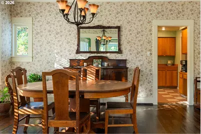 407 NE 13th St, McMinnville, OR 97128 - Photo 10