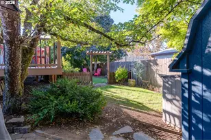 407 NE 13th St, McMinnville, OR 97128 - Photo 44