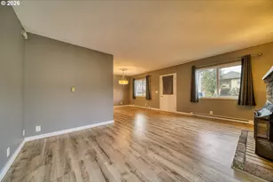 224 N 3rd St, Saint Helens, OR 97051 - Photo 8