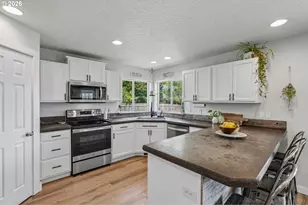 411 S Maple Ave, Yacolt, WA 98675 - Photo 10