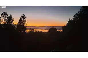 94171 Crystol Creek Ln, Coquille, OR 97423 - Photo 48