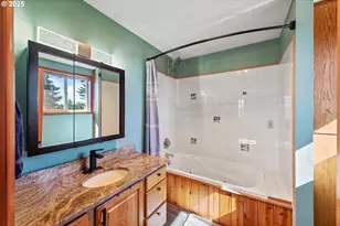 94171 Crystol Creek Ln, Coquille, OR 97423 - Photo 26