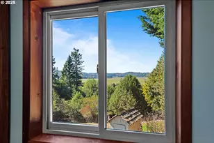 94171 Crystol Creek Ln, Coquille, OR 97423 - Photo 22