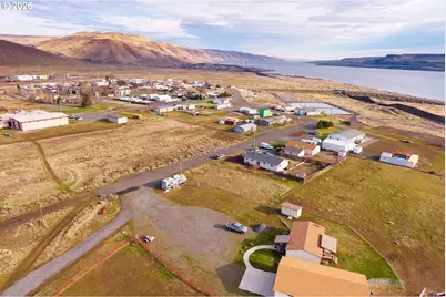 Poplar St #33, Roosevelt, WA 99356 - Photo 2