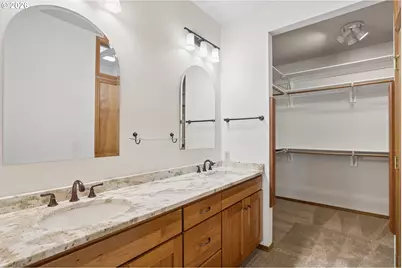 13935 SW Weir Rd, Beaverton, OR 97008 - Photo 30