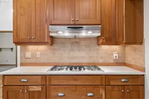 13935 SW Weir Rd, Beaverton, OR 97008 - Photo 14