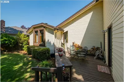 1283 35th Ave NW, Salem, OR 97304 - Photo 38