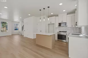 6603 N Seneca St, Portland, OR 97203 - Photo 16