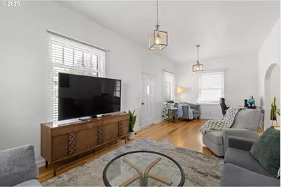 924 NE 3rd Ave, Camas, WA 98607 - Photo 8