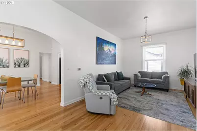 924 NE 3rd Ave, Camas, WA 98607 - Photo 10