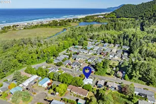 1057 NE 12th Ave, Rockaway Beach, OR 97136 - Photo 32