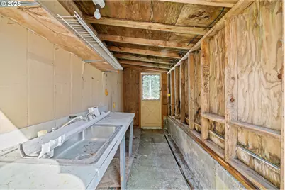 1057 NE 12th Ave, Rockaway Beach, OR 97136 - Photo 24