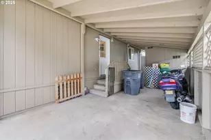 3921 Pacific Cir, Hubbard, OR 97032 - Photo 32
