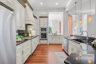 7280 SW 68th Ave, Portland, OR 97223 - Photo 10