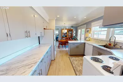 94183 8th St, Gold Beach, OR 97444 - Photo 14