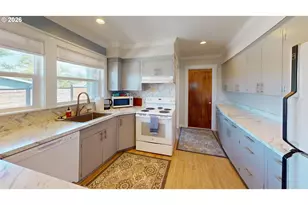 94183 8th St, Gold Beach, OR 97444 - Photo 12