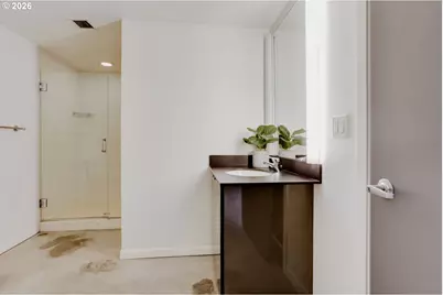 1030 NW 12th Ave #509, Portland, OR 97209 - Photo 16