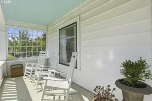 135 SE Evans St, McMinnville, OR 97128 - Photo 4