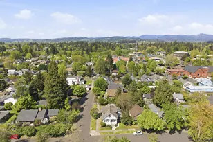 135 SE Evans St, McMinnville, OR 97128 - Photo 40