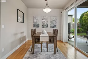 18366 SW Florendo Ln, Beaverton, OR 97007 - Photo 16