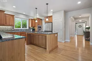 18366 SW Florendo Ln, Beaverton, OR 97007 - Photo 12