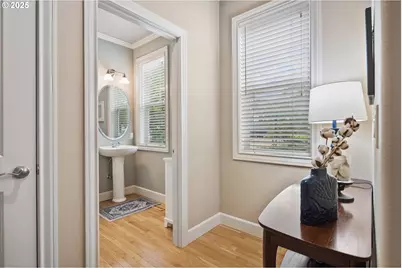 18366 SW Florendo Ln, Beaverton, OR 97007 - Photo 4