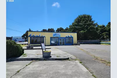 311 6th St, Port Orford, OR 97465 - Photo 8