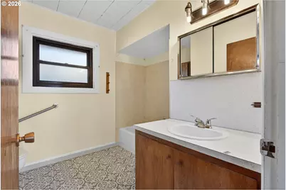 1235 Valley Ave, Baker City, OR 97814 - Photo 8