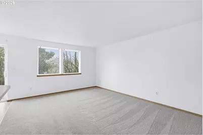 442 SE 4th St, Troutdale, OR 97060 - Photo 6