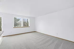 442 SE 4th St, Troutdale, OR 97060 - Photo 6