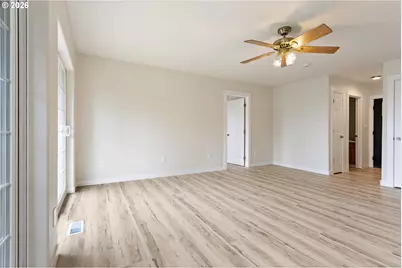 32605 Old Bunker Hill Rd, Saint Helens, OR 97051 - Photo 14