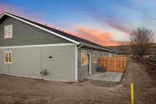 607 Park Springs Ave, Baker City, OR 97814 - Photo 4