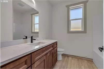 1025 Church St, Woodburn, OR 97071 - Photo 12
